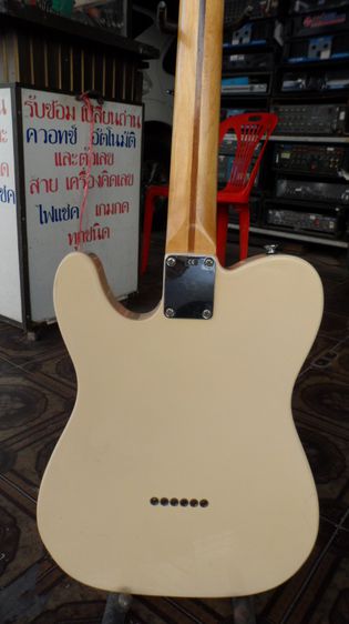 กีตาร์ไฟฟ้า FENDER Telecaster Standard Mexico ปี 2007 รูปที่ 5