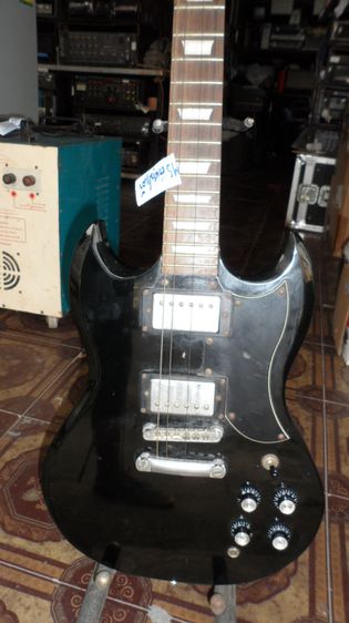 กีต้าร์ไฟฟ้า ยี่ห้อ Future รุ่น SG รูปที่ 2