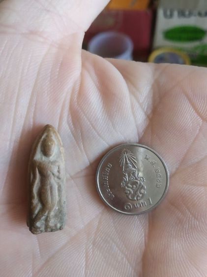 พระเนื้อดินเผาพิมพ์เล็ก(พระพิมพ์พระปางลีลากำแพงเขย่งหลังเรียบ(ไม่ค่อยสวย)(190403)(ไม่ทราบพระเกจิที่สร้าง))พระบ้านพระเครื่องรางของมงคล