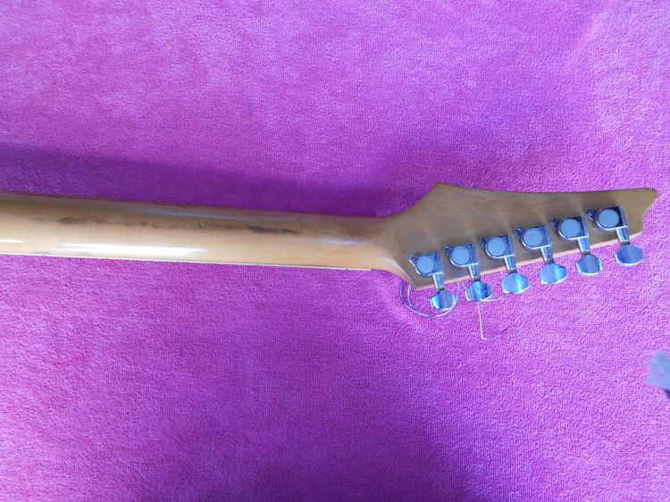 กีต้าร์ไฟฟ้า Ibanez Gio Series - Black รูปที่ 4