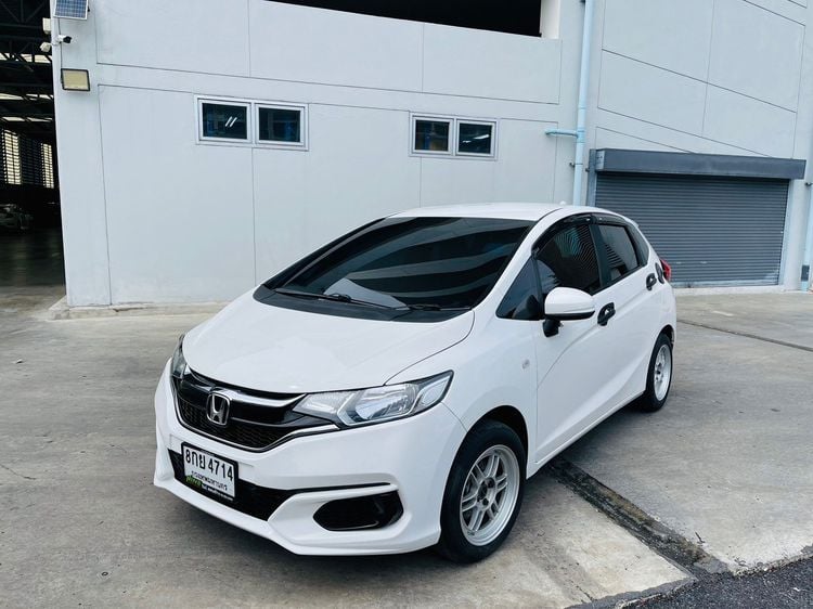 Honda Jazz 2019 1.5 S i-VTEC Sedan เบนซิน ไม่ติดแก๊ส เกียร์ธรรมดา ขาว รูปที่ 1