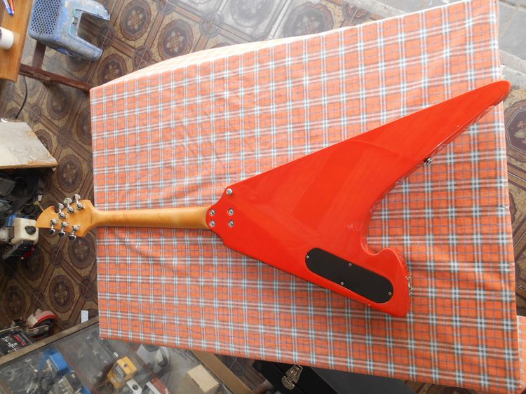 washburn lyon LPT80 Limited Edition  กีต้าร์ไฟฟ้า                                                                                            รูปที่ 5