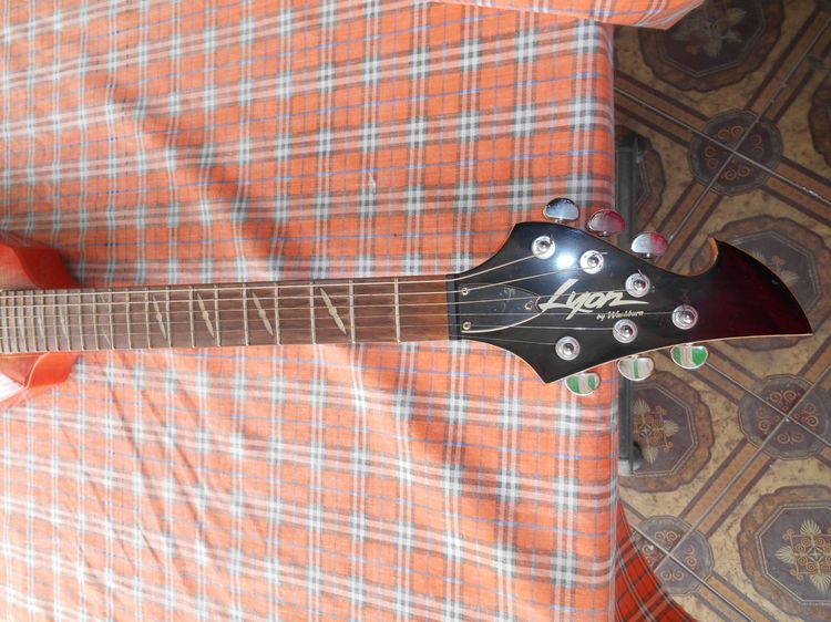 washburn lyon LPT80 Limited Edition  กีต้าร์ไฟฟ้า                                                                                            รูปที่ 11