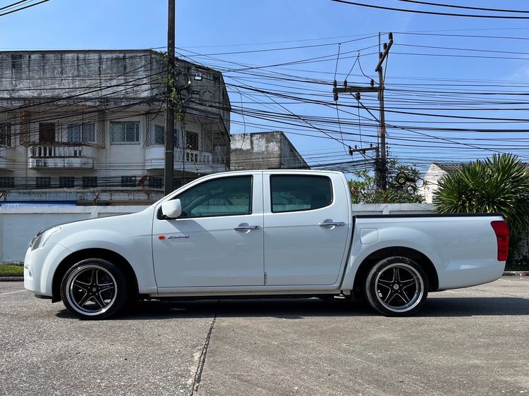 Isuzu D-MAX 2018 1.9 S Pickup ดีเซล ไม่ติดแก๊ส เกียร์ธรรมดา ขาว รูปที่ 4