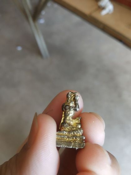 พระเนื้อโลหะกะไหล่ทองพิมพ์เล็ก(พระพิมพ์พระนางกวักเป็นพระรูปหล่อ(ไม่ทราบพระเกจิที่สร้าง)(190404))พระบ้านพระเครื่องรางของมงคล รูปที่ 14