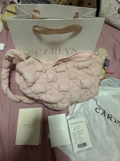 กระเป๋า Carlyn Cozy size M สีชมพู รูปที่ 2