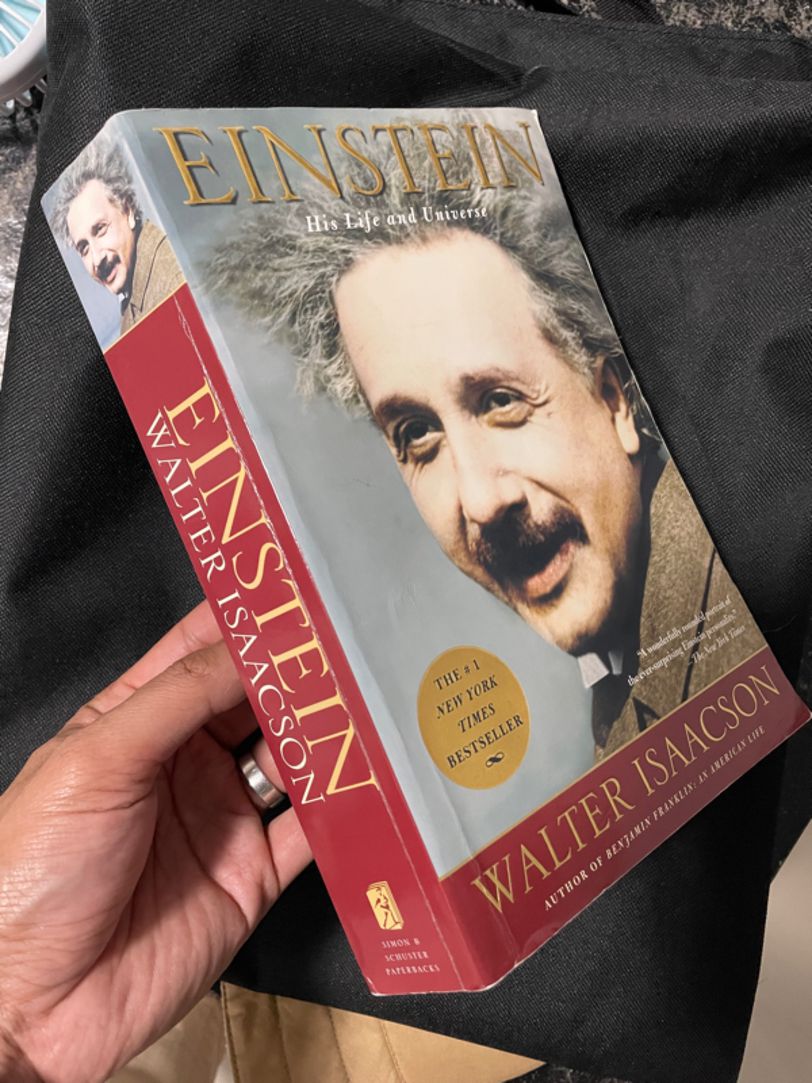 Einstein His Life and Universe  รูปที่ 4