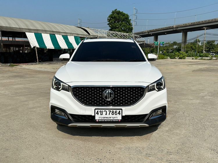 MG ZS 2018 1.5X+ Sunroof Utility-car เบนซิน ไม่ติดแก๊ส เกียร์อัตโนมัติ ขาว รูปที่ 3