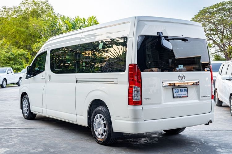 Toyota Commuter 2019 2.8 Van ดีเซล ไม่ติดแก๊ส เกียร์อัตโนมัติ ขาว รูปที่ 3