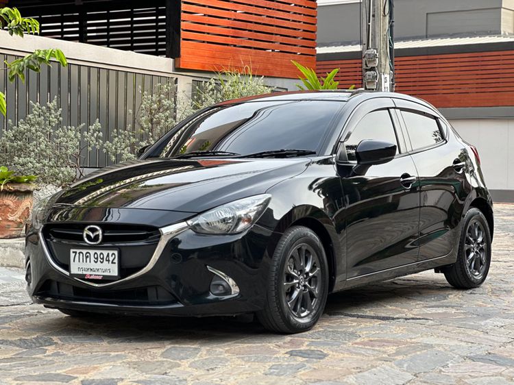 Mazda Mazda 2 2017 1.3 SP Sports Sedan เบนซิน ไม่ติดแก๊ส เกียร์อัตโนมัติ ดำ รูปที่ 3