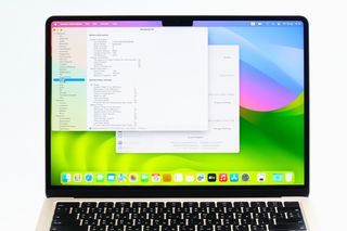  MacBook Air 13.6 inch ปี 2022 CPU M2 256GB สภาพดีใช้งานน้อย Apple Care+ ถึง 04 2569 -  ID24040034-3