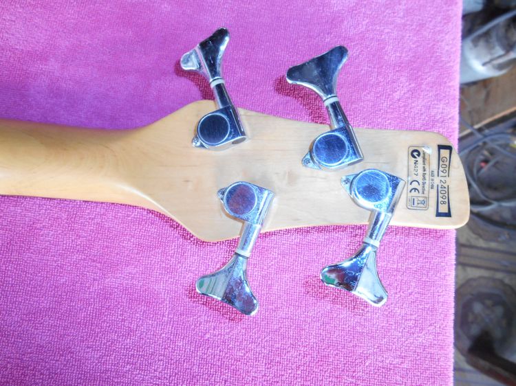 กีต้าร์เบสไฟฟ้ามือสอง Ibanez SoundGear รูปที่ 6