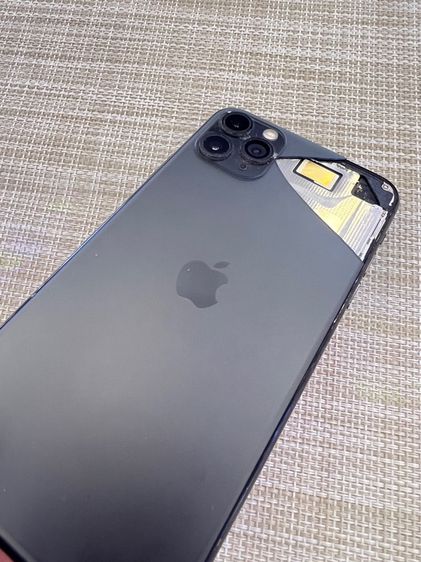 iPhone 11 Pro Max 64 สีดำ รูปที่ 8