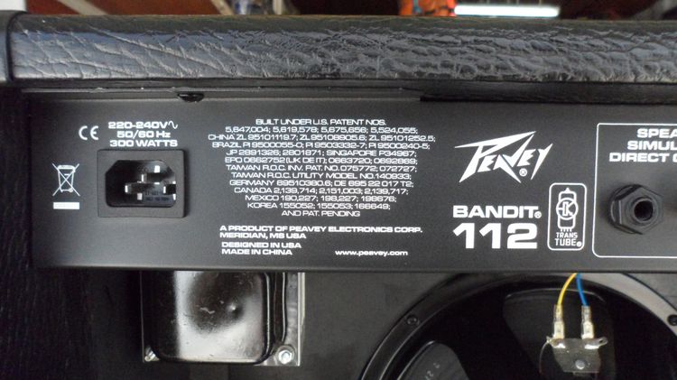 แอมป์กีต้าร์ไฟฟ้า Peavey Bandit 112  รูปที่ 3