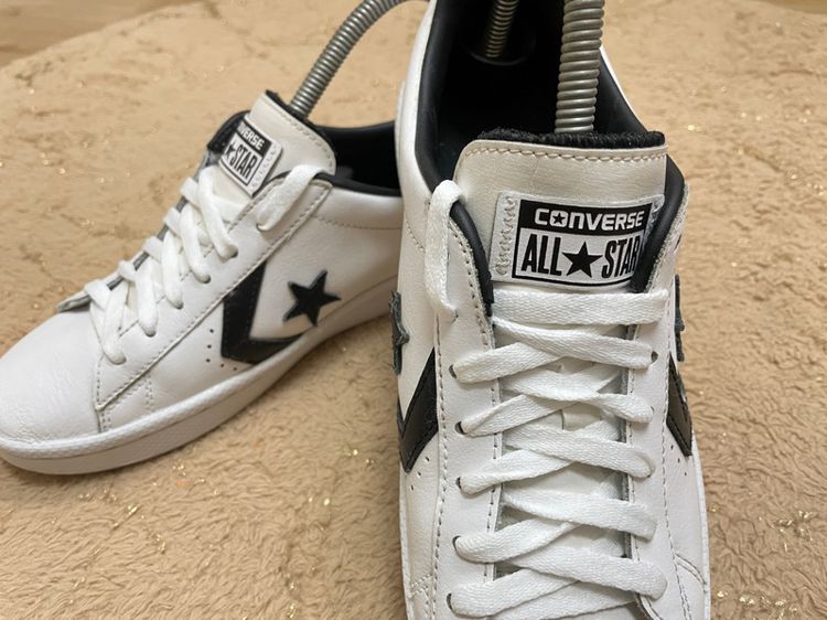 รองเท้าผ้าใบ หนังลำลองสีขาว Converse All Star 💫 สวยใหม่ค่ะ รูปที่ 2