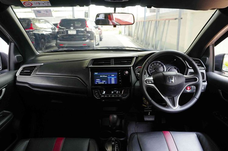 Honda BR-V 2022 1.5 SV Utility-car เบนซิน เกียร์อัตโนมัติ เทา รูปที่ 4