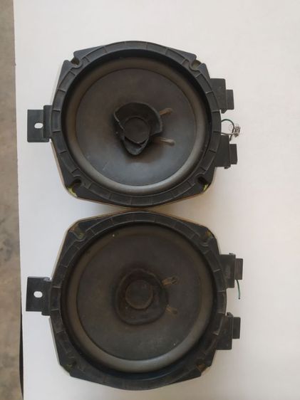 อะไหล่ลำโพง(ลำโพงหนึ่งคู่สภาพไม่สวยใช้งานไม่ได้แล้ว(ขายเป็นอะไหล่))สะสมหรือเอาไว้โชว์ รูปที่ 3