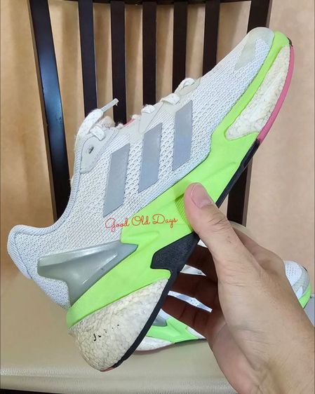 ส่งต่อ รองเท้าผ้าใบ Adidas ของแท้ออกช็อป UK 6 รูปที่ 8