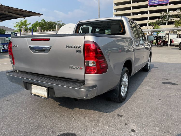 Toyota Hilux Revo 2018 2.4 E Pickup ดีเซล ไม่ติดแก๊ส เกียร์ธรรมดา เทา รูปที่ 4