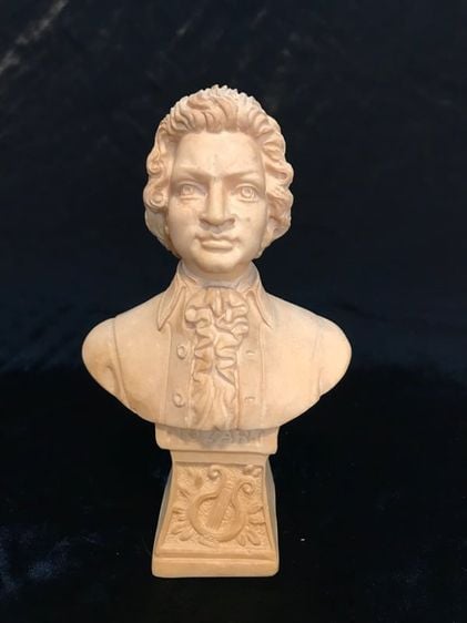 รูปปั้น รูปหล่อโมซาร์ต ,  Mozart Statue