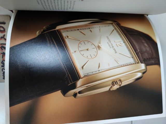 ขาย หนังรวมนาฬิกา PATEK PHILIPPE

ปี 2010-2011 ความหนา 234 หน้า

นาฬิกาชาย 219 รุ่น

นาฬิกาหญิง 226 รุ่น


 รูปที่ 8