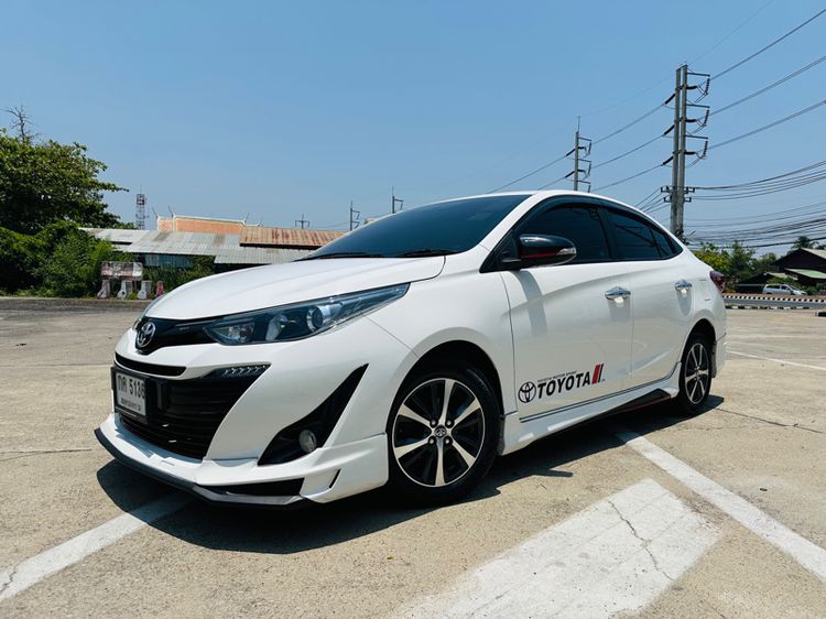 Toyota Yaris ATIV 2019 1.2 Sport Sedan เบนซิน ไม่ติดแก๊ส เกียร์อัตโนมัติ ขาว รูปที่ 2