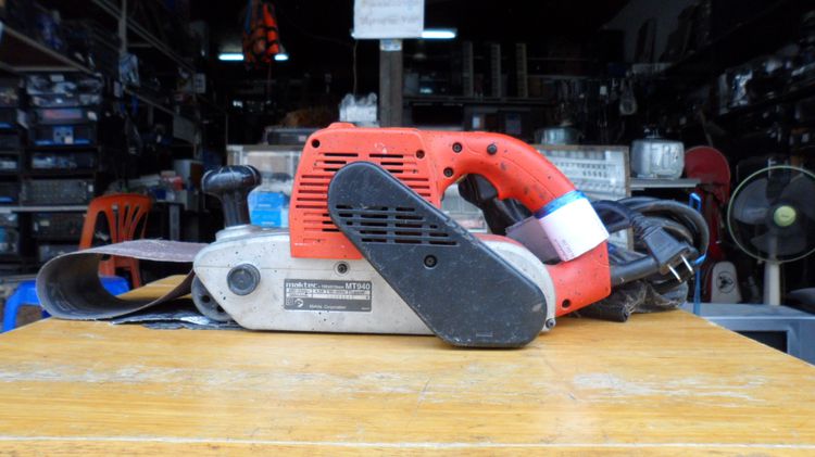 MAKTEC เครื่องขัดกระดาษทรายสายพาน รุ่น MT940 ขนาด 4 รูปที่ 2