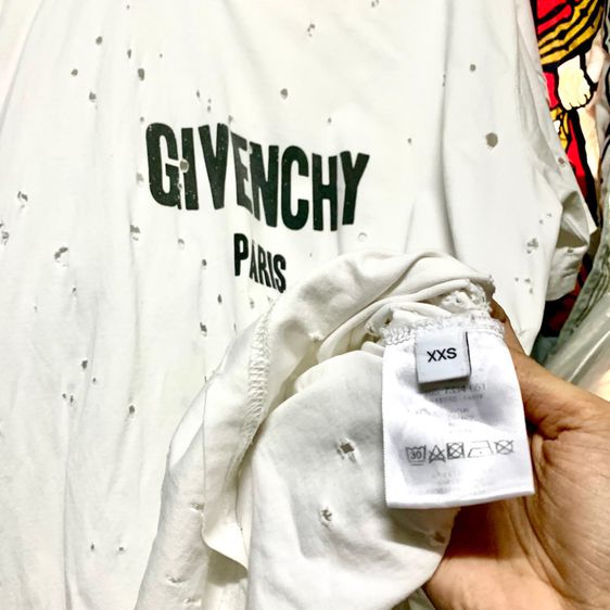 Givenchy White Distressed Cotton Logo Printed Short Sleeve T-Shirt (xss)  รูปที่ 3