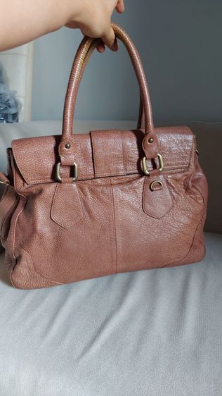 กระเป๋าถือ Prada แท้ ใบใหญ่จุใจ รูปที่ 2