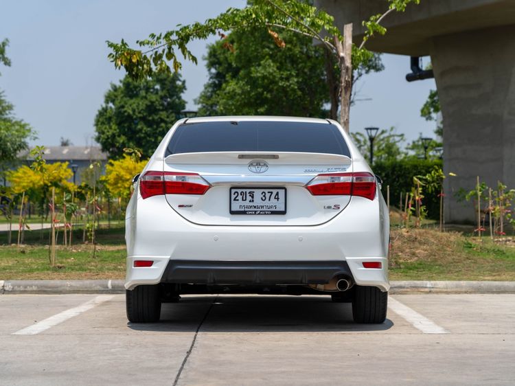 Toyota Altis 2014 1.8 Esport Sedan เบนซิน ไม่ติดแก๊ส เกียร์อัตโนมัติ ขาว รูปที่ 4