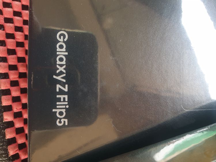 Galaxy Z Flip5 รูปที่ 8
