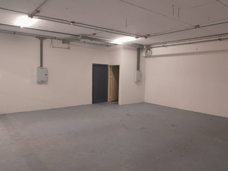 ให้เช่า โกดัง คลังสินค้า ห้องเก็บของ พื้นที่ 4 ถึง 500 ตารางเมตร ภายในเมืองทองธานี รูปที่ 2