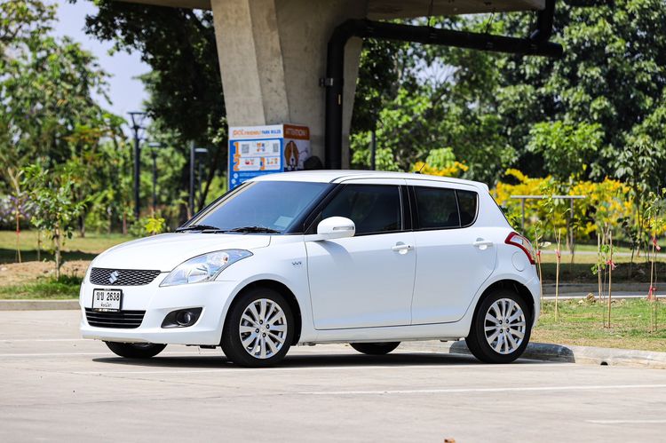 Suzuki Swift 2013 1.25 GLX Sedan เบนซิน ไม่ติดแก๊ส เกียร์อัตโนมัติ ขาว รูปที่ 3