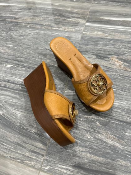 Tory Burch Wedge Sandals รูปที่ 2