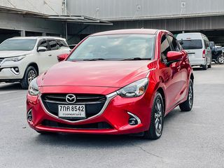 Mazda 2 1.3 Skyactiv Sports High Plus  ซื้อรถผ่านไลน์ รับฟรีบัตรเติมน้ำมัน K01876