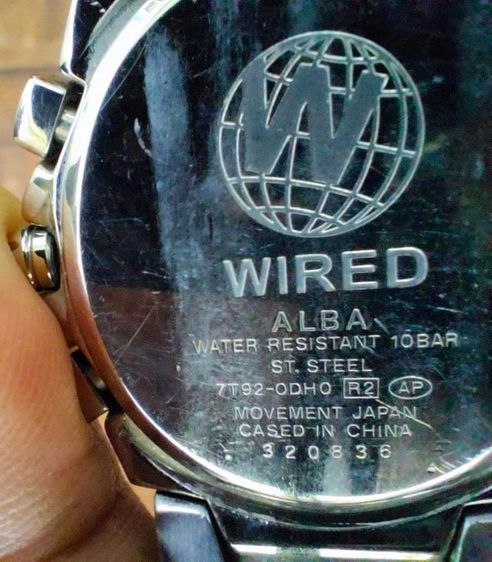 Sale2000บาท นาฬิกา Alba Wired by Seiko Quartz Chronograph 7T92 0DH0 JDM Blue Dial มือสองสภาพดีใช้งานได้ปกติมีแค่ตัวนาฬิกานะครับ 
 รูปที่ 9