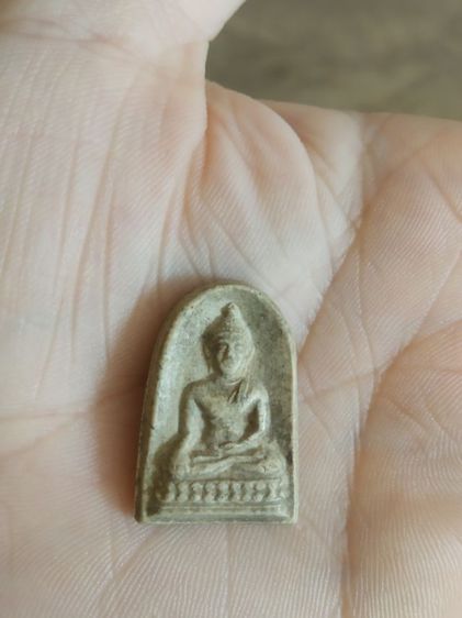 พระเนื้อว่านผสมผง(พระพิมพ์พระหลวงพ่อเพชรพิมพ์ซุ้มโค้ง(วัดบางช้างใต้)(จังหวัดนครปฐมปี2512)(หลวงพ่อเงินวัดดอนยายหอมปลุกเสก))พระเครื่องของมงคล รูปที่ 3