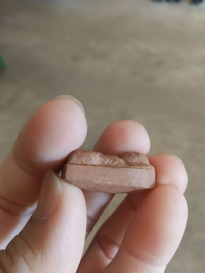 พระเนื้อว่านผสมผงพิมพ์เล็ก(ภาพพิมพ์พระหลวงปู่ทวดหลังนูนเล็กน้อยเนื้อออกสีแดงอ่อน(ไม่ทราบพระเกจิที่สร้าง)(230401))พระบ้านพระเครื่องรางของมงคล รูปที่ 14