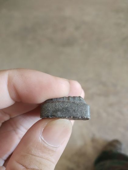 พระเนื้อว่านผสมผงใบลาน(พระพิมพ์ถ้าหลวงปู่ทวดหลังยันต์อักขระ(องค์พระมีลักษณะหนา)(ไม่ทราบพระเกจิที่สร้าง)(230404))พระบ้านพระเครื่องรางของมงคล รูปที่ 16