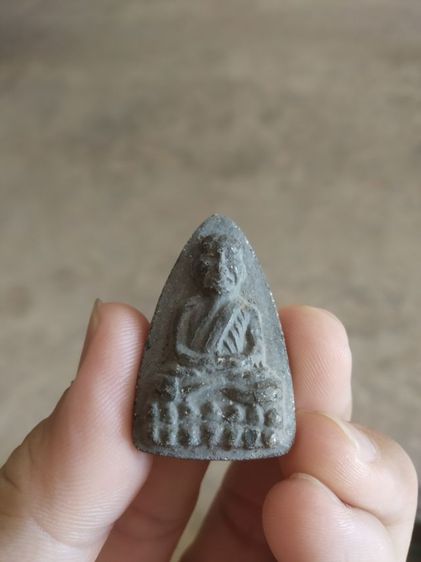 พระเนื้อว่านผสมผงใบลาน(พระพิมพ์ถ้าหลวงปู่ทวดหลังยันต์อักขระ(องค์พระมีลักษณะหนา)(ไม่ทราบพระเกจิที่สร้าง)(230404))พระบ้านพระเครื่องรางของมงคล รูปที่ 7