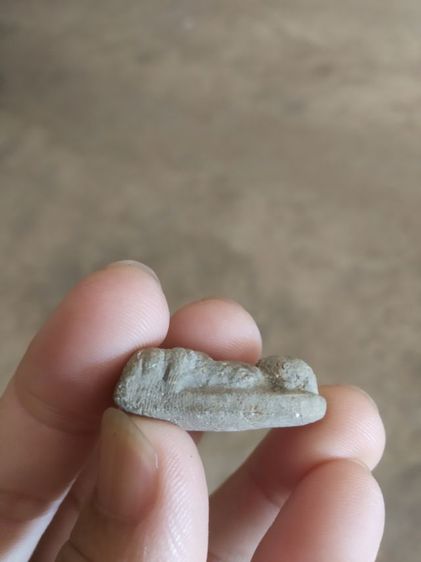 พระเนื้อดินผสมผงว่านพิมพ์เล็ก(พระพิมพ์พระหลวงปู่ทวดหลังเรียบ(ไม่ทราบพระเกจิที่สร้าง)(ไม่ทราบอายุและรุ่น)(230407))พระเครื่องรางของมงคล รูปที่ 15