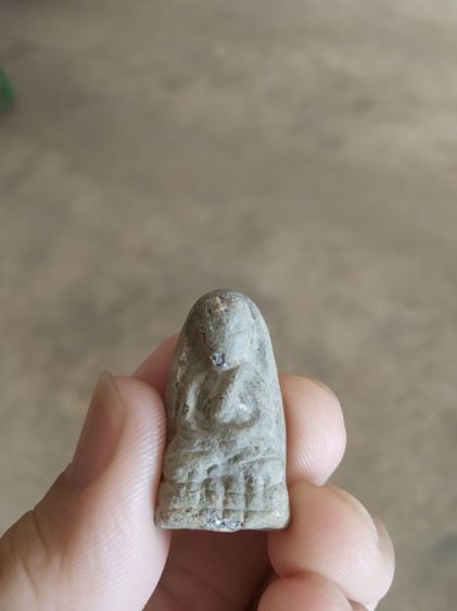 พระเนื้อดินผสมผงว่านพิมพ์เล็ก(พระพิมพ์พระหลวงปู่ทวดหลังเรียบ(ไม่ทราบพระเกจิที่สร้าง)(ไม่ทราบอายุและรุ่น)(230407))พระเครื่องรางของมงคล รูปที่ 3