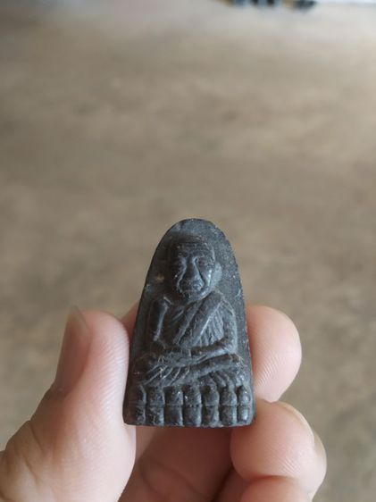 พระเนื้อผงว่านผสมผงใบลาน(พระพิมพ์พระหลวงปู่ทวดหลัง(อักขระลึก)(วัดช้างให้จังหวัดปัตตานี)(ไม่ทราบรุ่น)(230411))พระบ้านพระเครื่องรางของมงคล รูปที่ 4