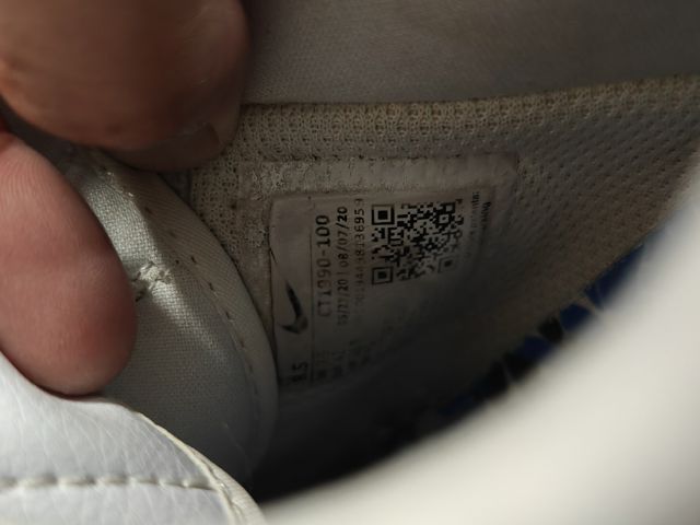 แท้ 💯 Nike Air Force 1 '07 LX White Hyper Royal Sneakers รูปที่ 12