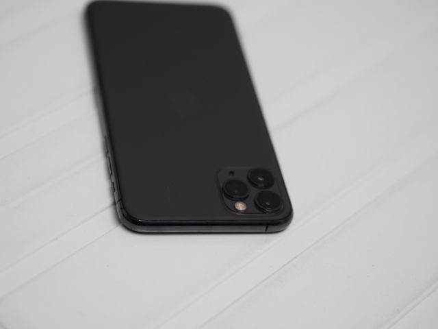 iPhone 11 Pro Max 256g
 รูปที่ 8