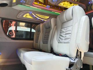 2011 รถตู้ มือสอง ดีเซล2.5 toyota hiace commuter แต่งสวย วีไอพี ดาวน์น้อย ผ่อนน้อย VIP 9 ที่นั่ง ทีวี ลำโพง เกียร์ธรรมดา สีขาว เจ้าของขายเอง