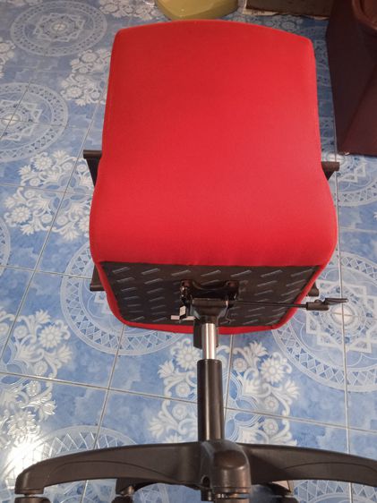 เก้าอี้ออฟฟิศ ผ้าสีแดง 2 ตัว Moflex มีรอยเปื้อน โช๊คปรับขึ้นลงได้  รูปที่ 7