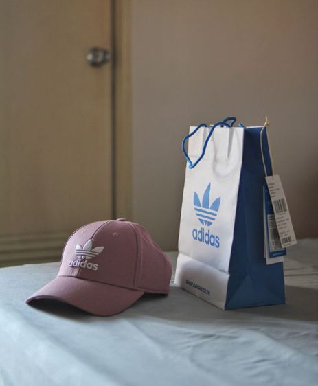 หมวกแก๊ป Adidas สีชมพู สภาพใหม่มาก ใส่แค่ครั้งเดียว ป้ายถุงอยู่ครบ พร้อมส่งฟรี รูปที่ 3