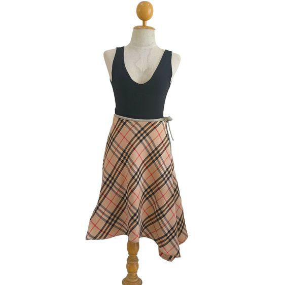 ขายแล้วค่ะ  Vintage Burberry wool wrapped skirt รูปที่ 2