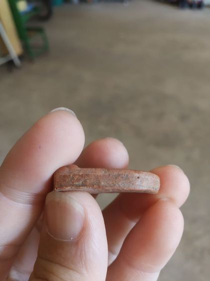 พระเนื้อดิน(พระพิมพ์พระซุ้มกอหลังเรียบเนื้อออกแดงส้ม(240404)(ไม่ทราบพระเกจิที่สร้าง)(ไม่ทราบรุ่นและอายุ))พระบ้านพระเครื่องรางของมงคล รูปที่ 12